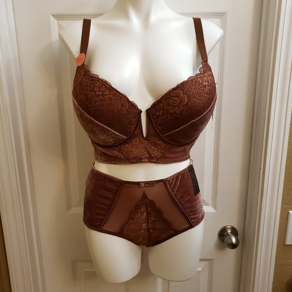 Matching Lace/ Velvet Bra and Panty set